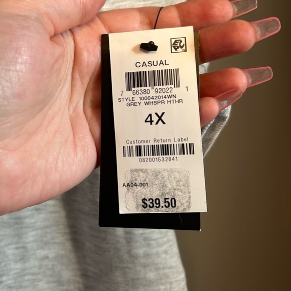 NWT Ideology Sz 4X Women’s Grey Criss-Cross Hem Crew Neck Light Long Sleeve Top! - Picture 4 of 10